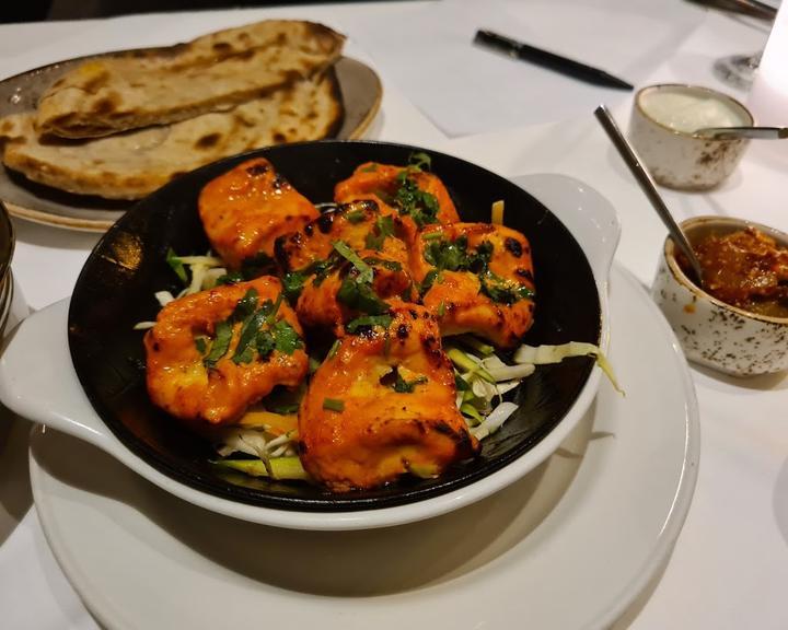 Taj Tandoori